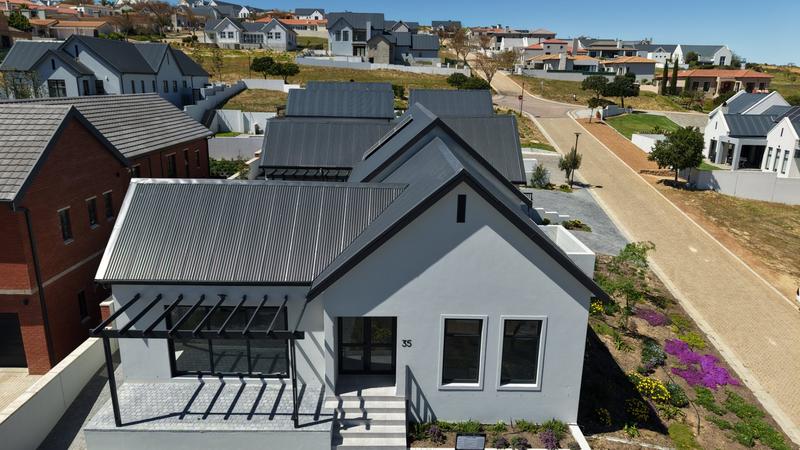 4 Bedroom Property for Sale in Mount Royal Golf Estate Western Cape